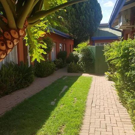 Garden View Lodge Mafikeng Exterior foto